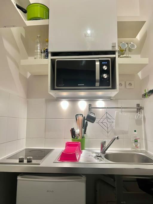 Studio Louis Pradel Лион Экстерьер фото